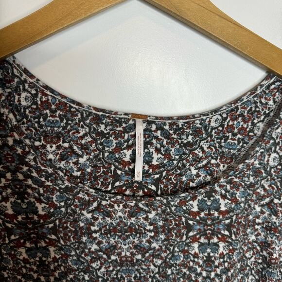 Free People Linen Floral Print Peplum Wide Sleeve Blouse Size Medium - Picture 2 of 5